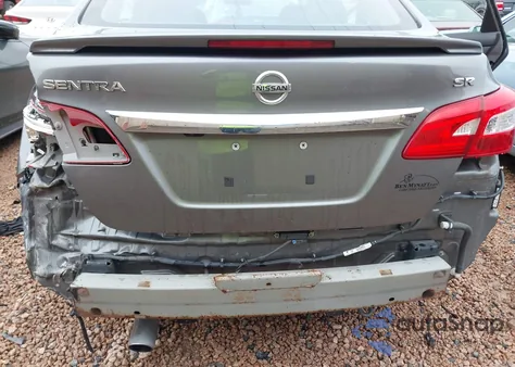 2017 Nissan Sentra Sr z USA, uszkodzony, nr VIN 3N1AB7AP3HY318816